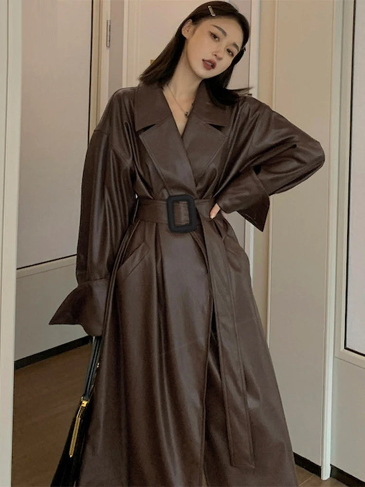 Lautaro Long oversized pu leather trench coat for women long sleeve lapel loose fit Fall Stylish black women clothing streetwear