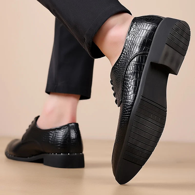 Men's Lace-Up Retro British-Style Casual Shoe Crocodile-Patterned Pointed Toe Formal Shoe Comfortable And Breathable Party Shoes