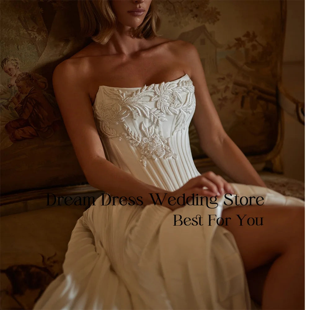 Modern A-Line Pleat Wedding Dress Women 2025 Boat-Neck Applique Open Back Sleeveless Bridal Gown Vestidos De Novia Customized