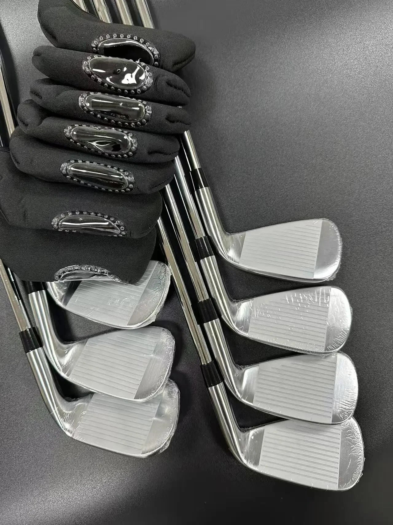 2024 New Brand Silver Left Golf Irons Set P 790 456789p with Shaft and Grip P790 Golf Club Iron set Head Cover Free Shipping