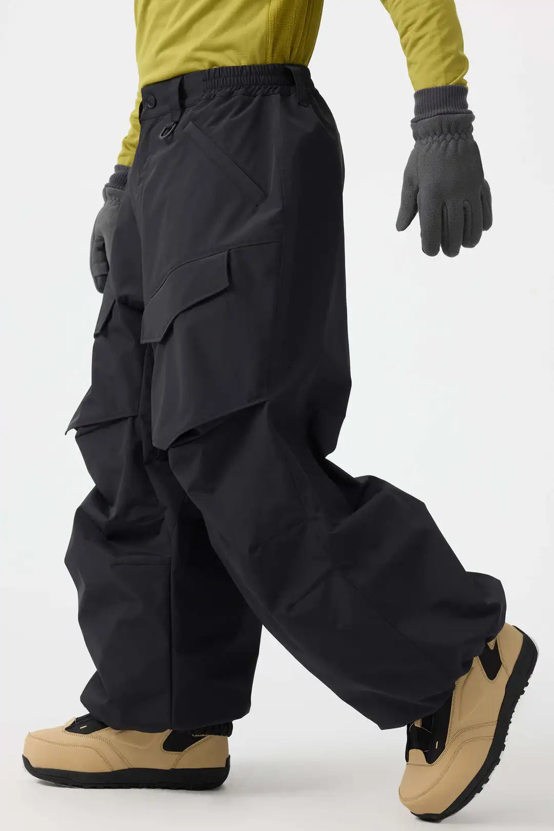 Men Baggy Wear-resistant Skiing Pants Women Insulated Loose Pockets Winter Trousers Outdoor Sports Waterproof Clothes 2025 Warm