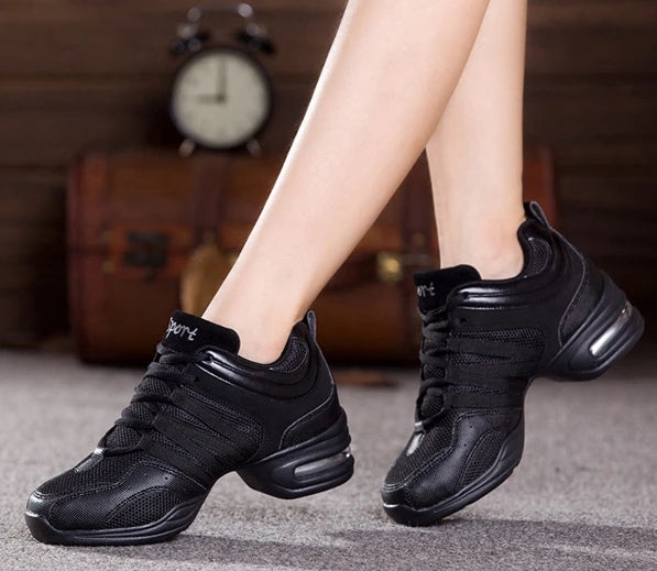 Breathable Dance Sneakers Woman Man Black Red Air Mesh Split-sole Square Dance Salsa Dancing Shoes Girls Ladies Sports Shoes