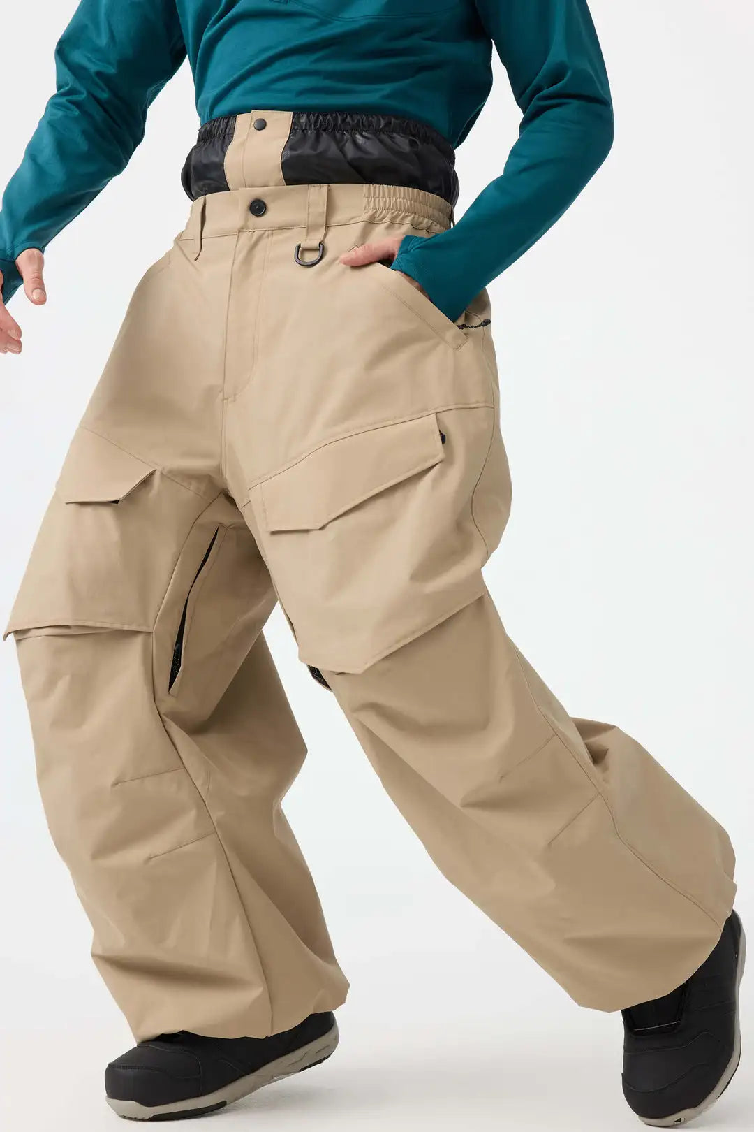 Men Baggy Wear-resistant Skiing Pants Women Insulated Loose Pockets Winter Trousers Outdoor Sports Waterproof Clothes 2025 Warm