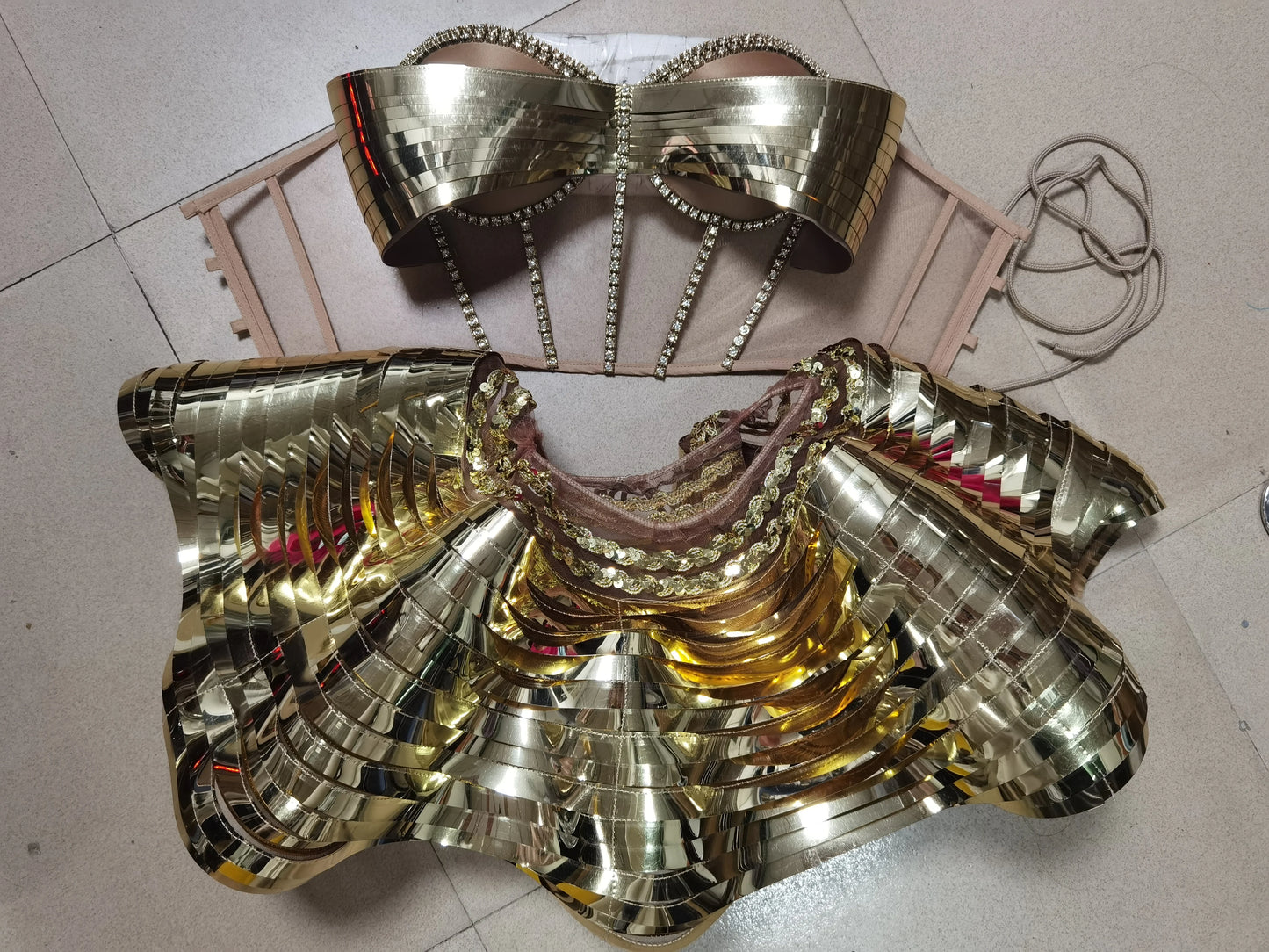Silver Gogo DJ Singer Dance Costume Skirt Suit Electronic Syllable New Bar Flying Saucer Performance Clothing Customizable