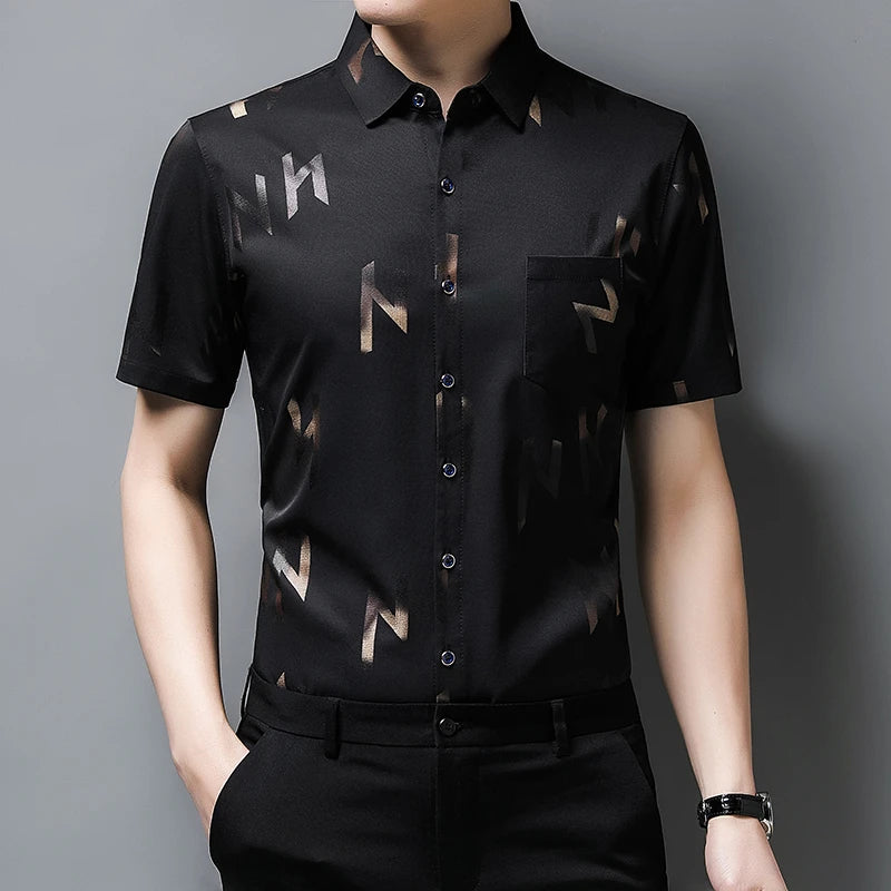 New Men's Business Casual Short Sleeved Shirt No Iron and Wrinkle Resistant Top