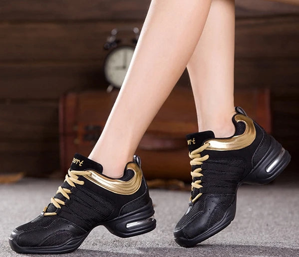 Breathable Dance Sneakers Woman Man Black Red Air Mesh Split-sole Square Dance Salsa Dancing Shoes Girls Ladies Sports Shoes