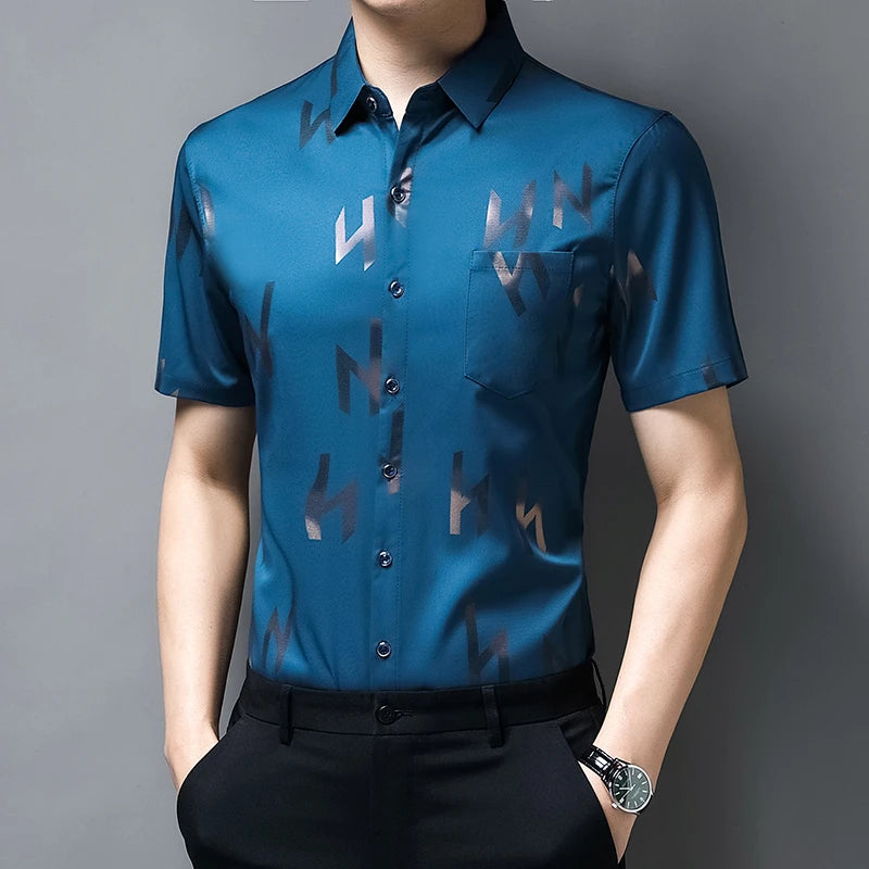 New Men's Business Casual Short Sleeved Shirt No Iron and Wrinkle Resistant Top