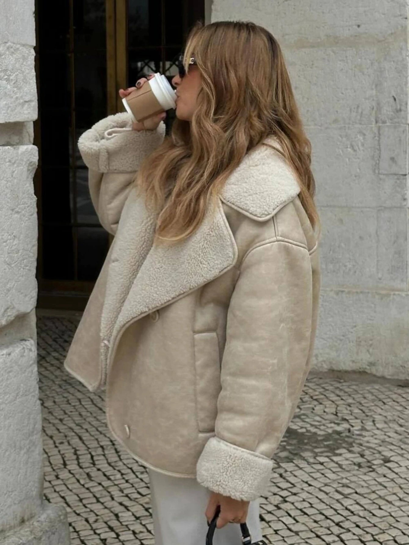 2025 autumn and winter new European and American collar fur integrated suede and velvet warm jacket for women