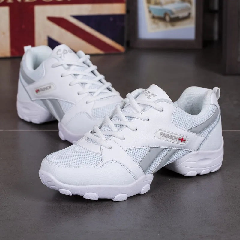 New Soft Sole Men Sports Anti-skid Square Dance Shoes Sneakers Net Jazz Shoe Fitness Team Performance Shoes
