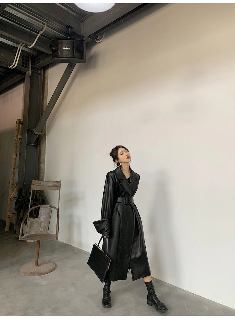 Lautaro Long oversized pu leather trench coat for women long sleeve lapel loose fit Fall Stylish black women clothing streetwear