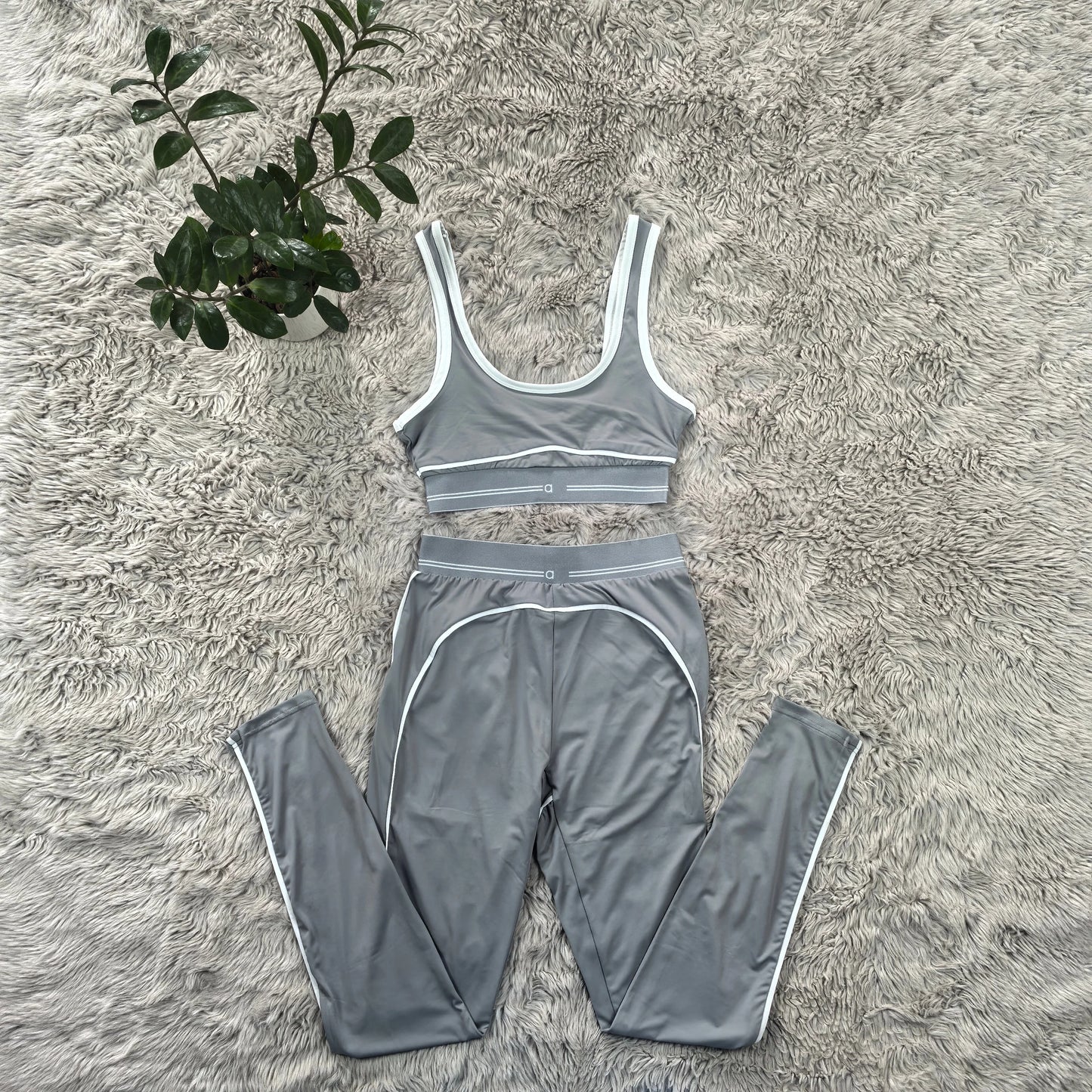 2025 New Women's Fashion Sports Sleeveless Tank Top, High Waist, Hip Lifting, and Belly Tight Pants Set