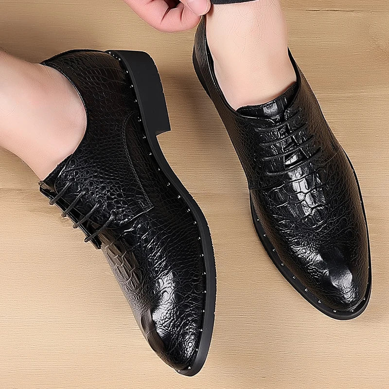 Men's Lace-Up Retro British-Style Casual Shoe Crocodile-Patterned Pointed Toe Formal Shoe Comfortable And Breathable Party Shoes