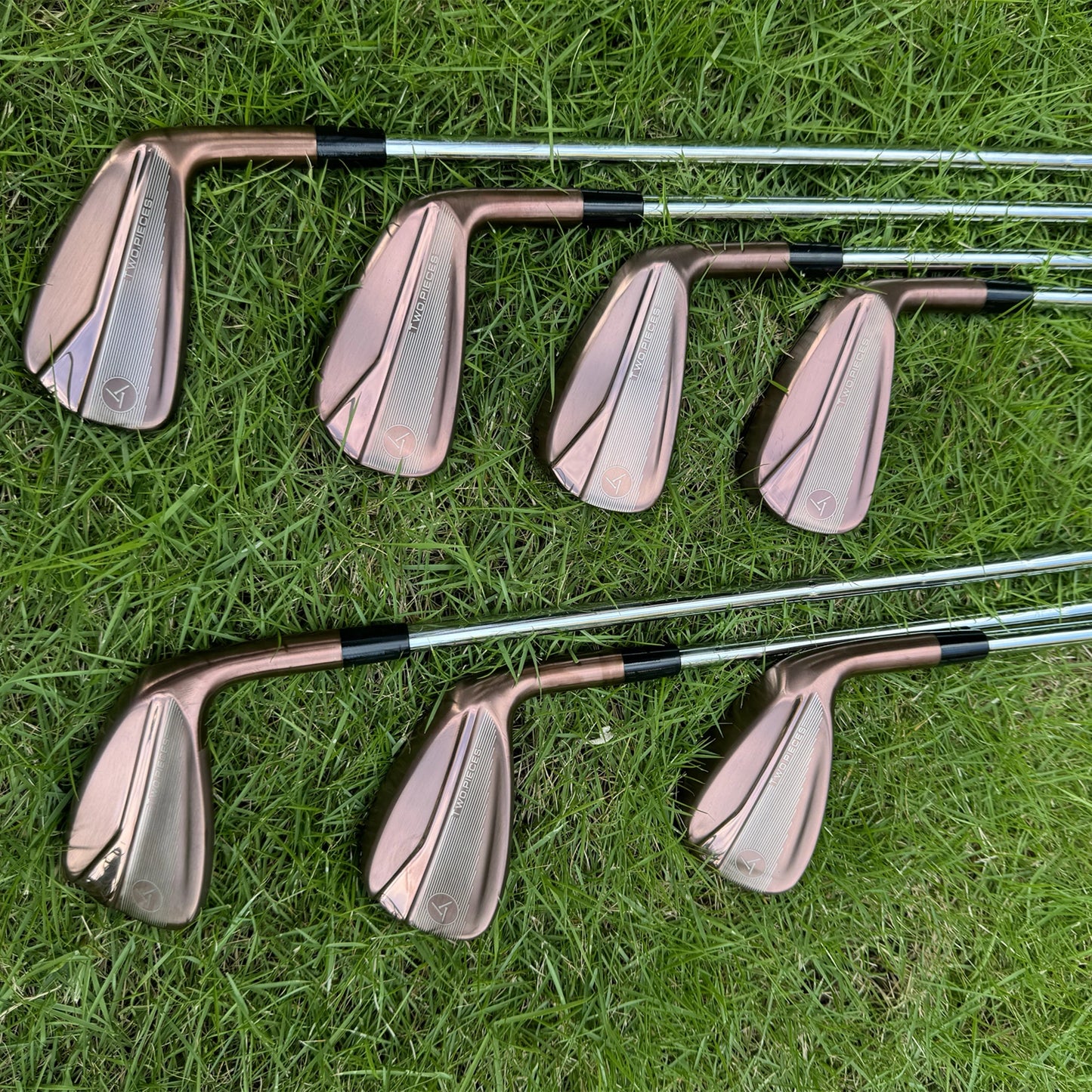 Calong Yamahero S880 Golf Irons Set Black / Golden 4 5 6 7 8 9 P With Steel Shaft Hollow Design Top Golf Clubs