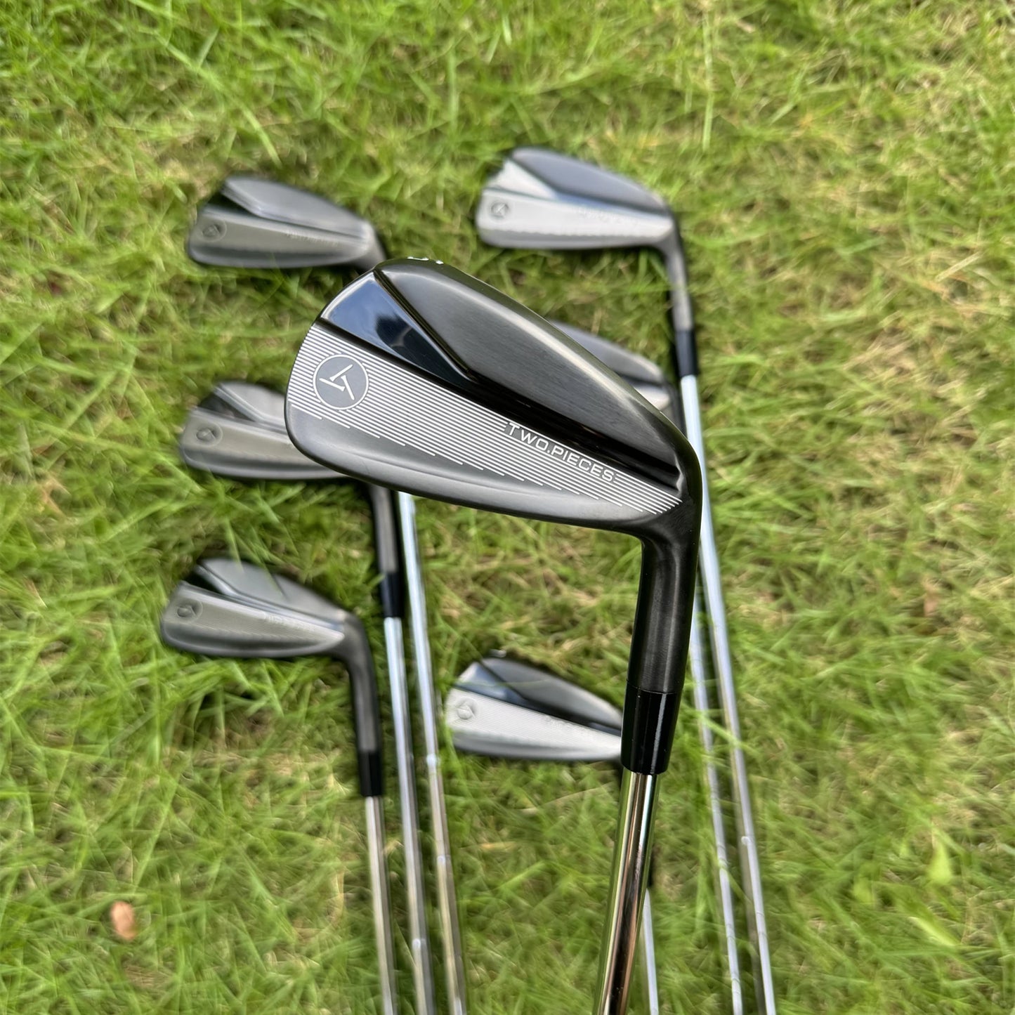Calong Yamahero S880 Golf Irons Set Black / Golden 4 5 6 7 8 9 P With Steel Shaft Hollow Design Top Golf Clubs