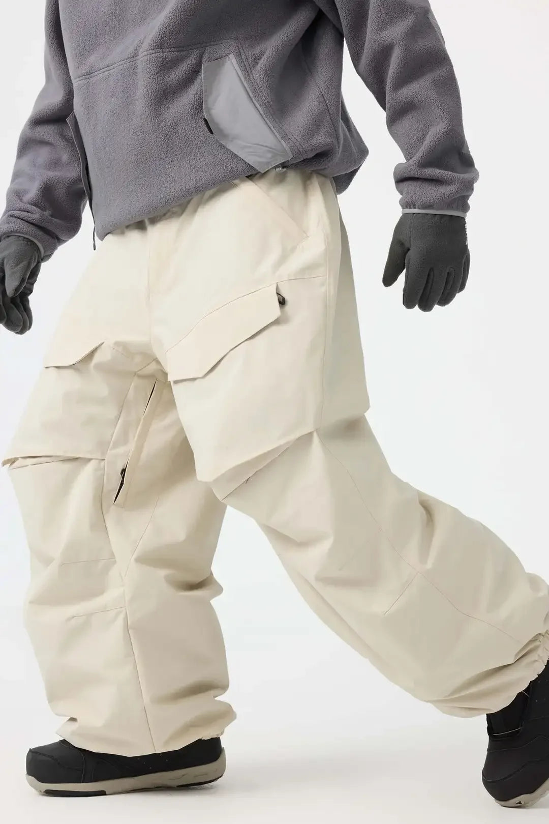 Men Baggy Wear-resistant Skiing Pants Women Insulated Loose Pockets Winter Trousers Outdoor Sports Waterproof Clothes 2025 Warm