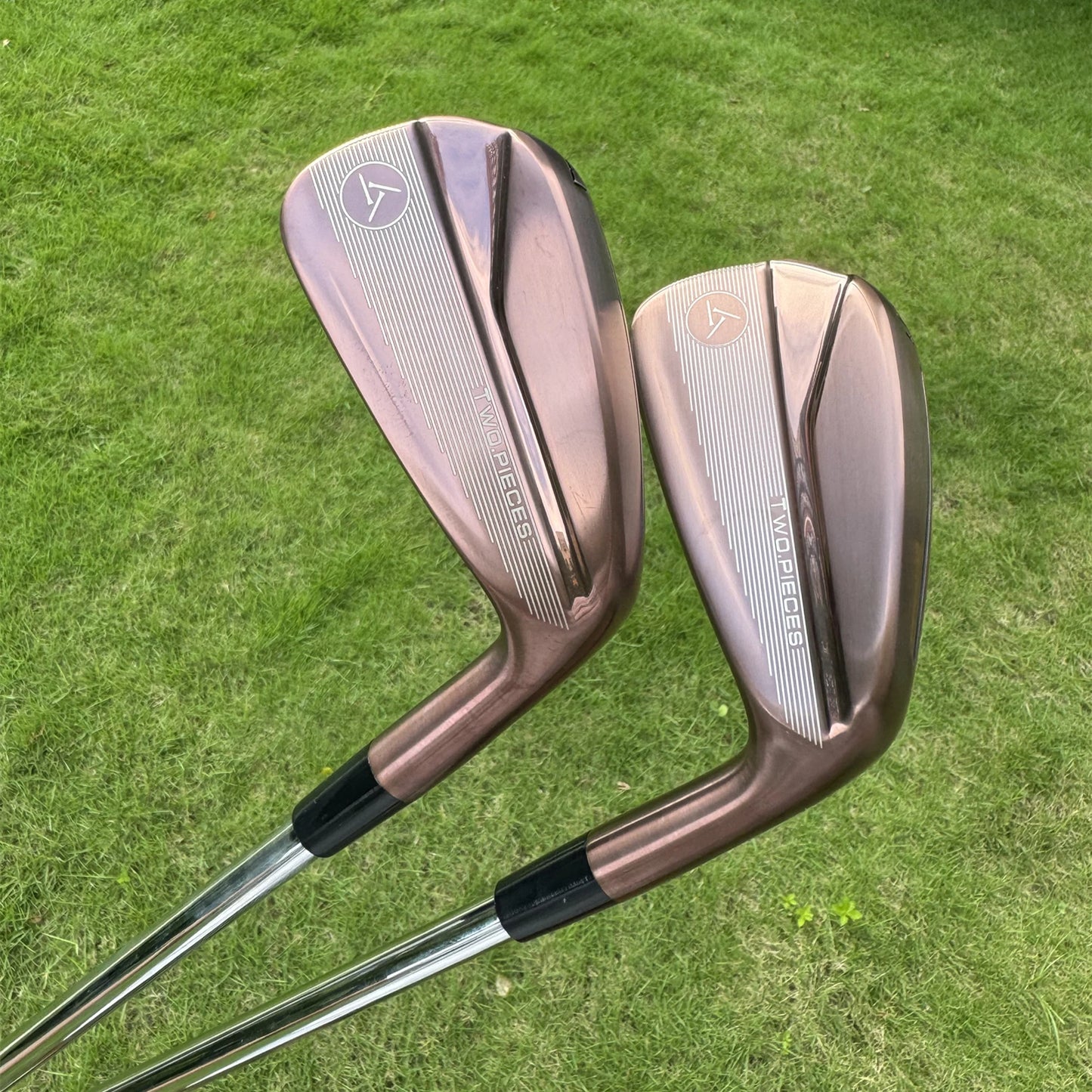 Calong Yamahero S880 Golf Irons Set Black / Golden 4 5 6 7 8 9 P With Steel Shaft Hollow Design Top Golf Clubs