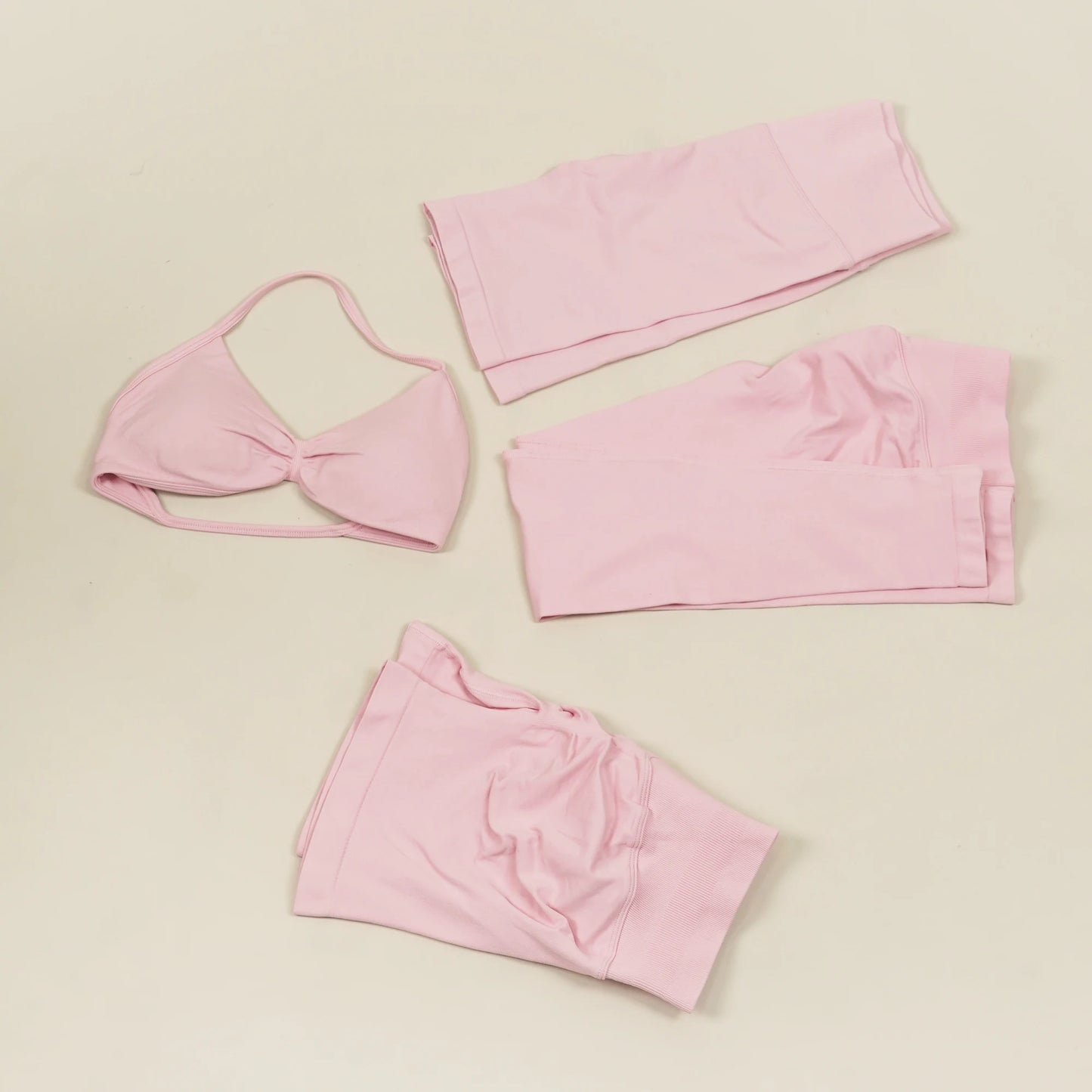 Seamless 2 Pieces Strappy Yoga Halter Bras Sets Scrunch Butt Sports Shorts Quick Dry Backless Gym Crop Tops with Pad Push Up Set