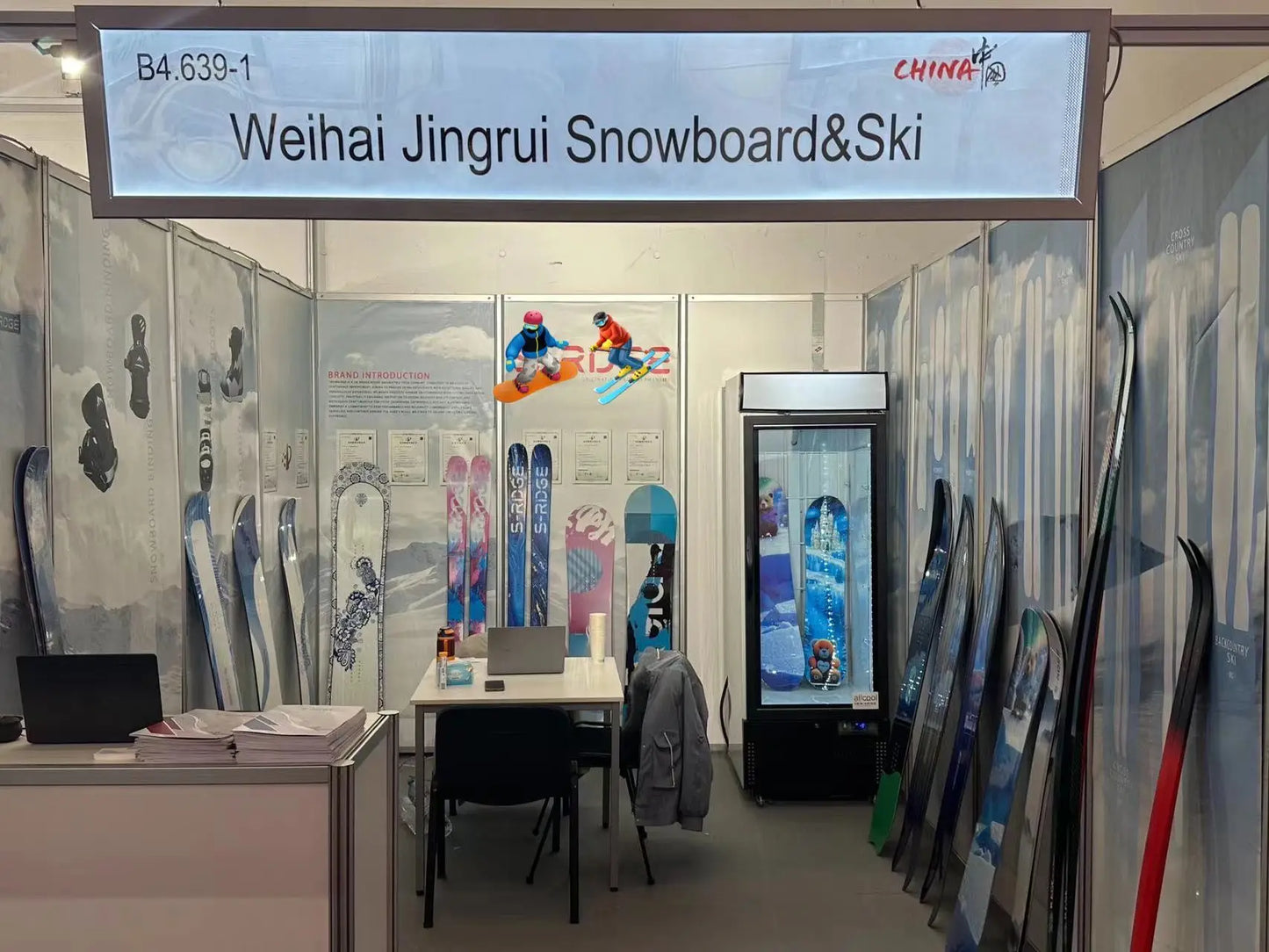 Hasiky Hot-Sell Carving Snowboards Freeride Snow Boards