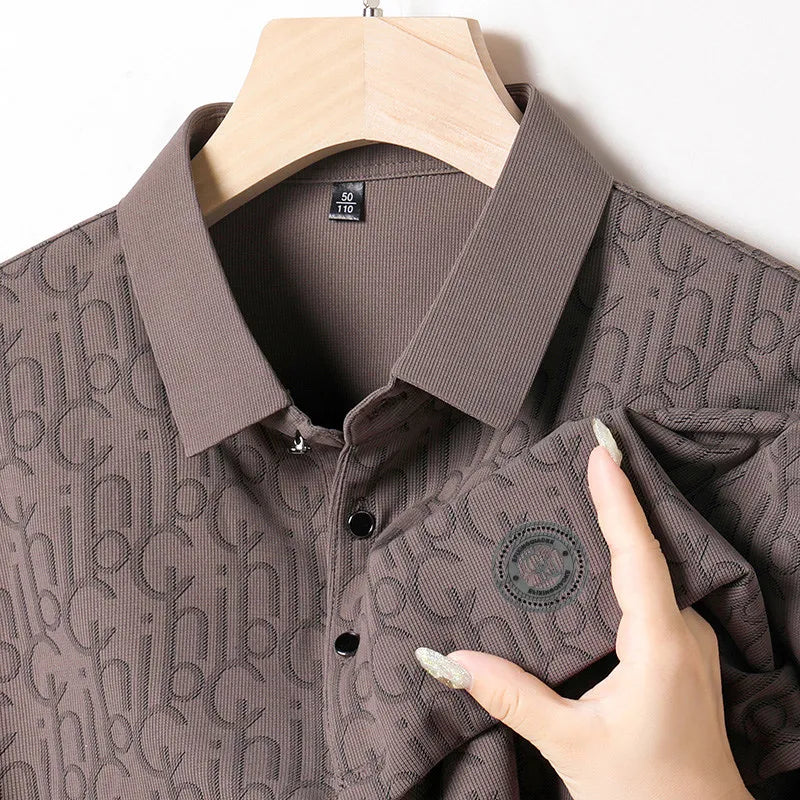 New Men's Business Casual Short Sleeved Shirt with Badge Solid Color Polo Shirt Fashionable Breathable Comfortable Versatile Top