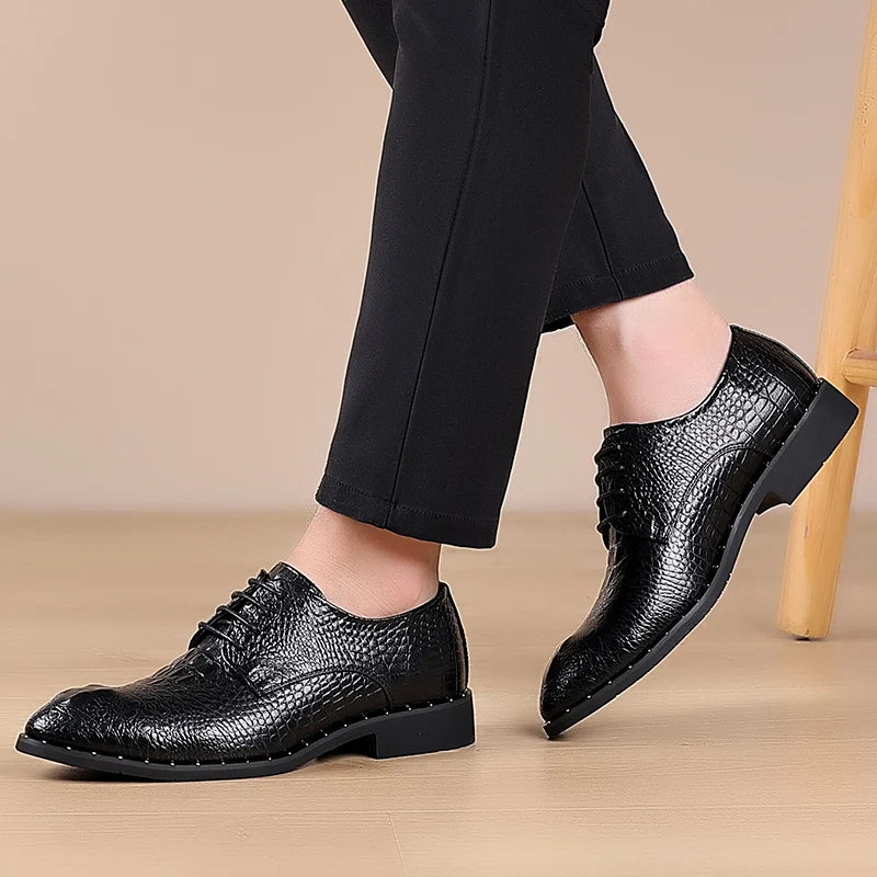 Men's Lace-Up Retro British-Style Casual Shoe Crocodile-Patterned Pointed Toe Formal Shoe Comfortable And Breathable Party Shoes