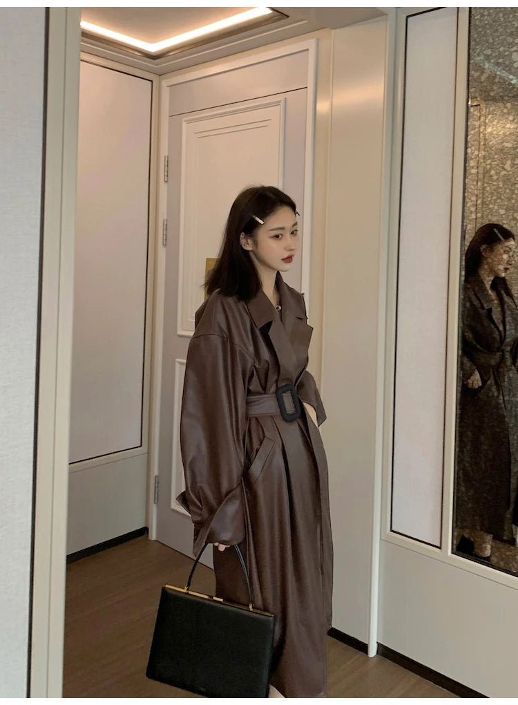 Lautaro Long oversized pu leather trench coat for women long sleeve lapel loose fit Fall Stylish black women clothing streetwear