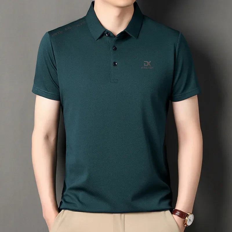 New Men's Business Casual Short Sleeved Shirt with Badge Solid Color Polo Shirt Fashionable Breathable Comfortable Versatile Top