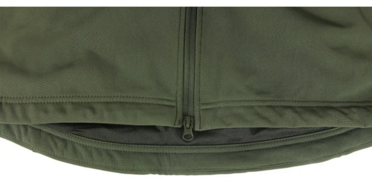Skin Soft Shell Jacket Men's Winter Waterproof and Windproof Jacket Velvet Warm Cycling Mountaineering Ski Jacket Camouflage