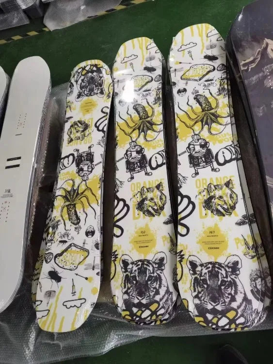 Manufacture Custom Multi-color Carbon Fiber Sandwich Snowboard Winter Sport