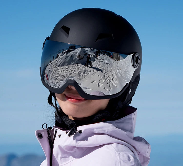 Eastinear Ski Helmet Ski Goggles Helmet Integrated Warm and Anti-collision Outdoor Ski Safety Equipment for Adults and Children