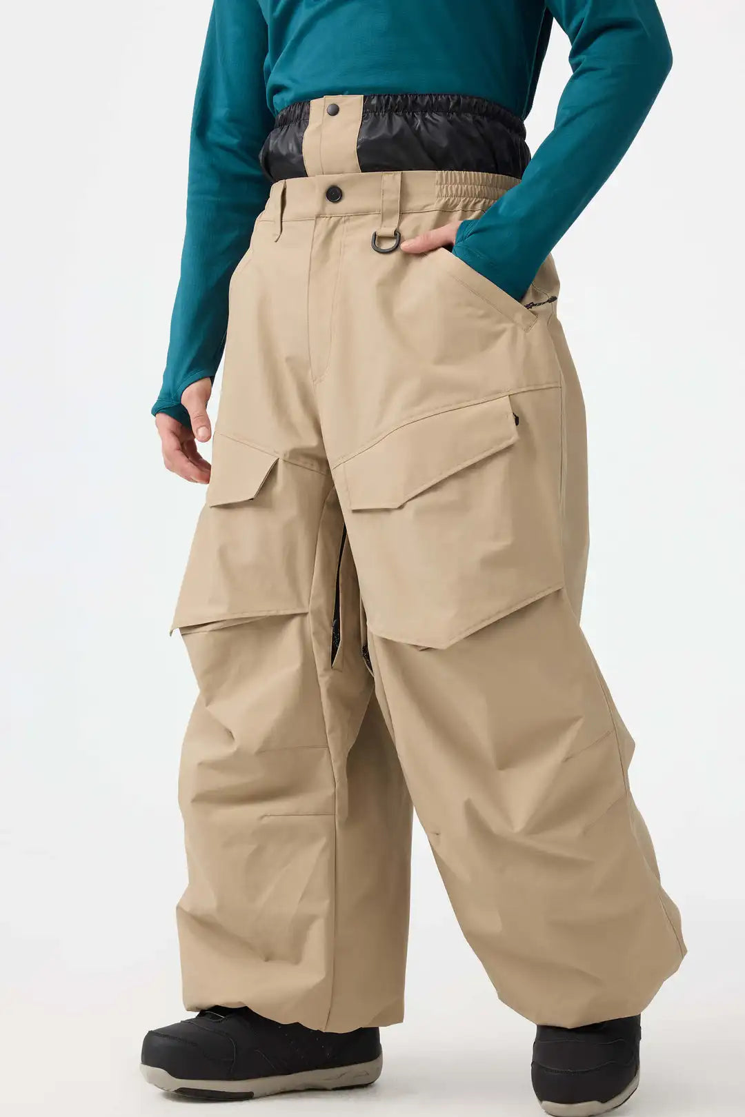 Men Baggy Wear-resistant Skiing Pants Women Insulated Loose Pockets Winter Trousers Outdoor Sports Waterproof Clothes 2025 Warm