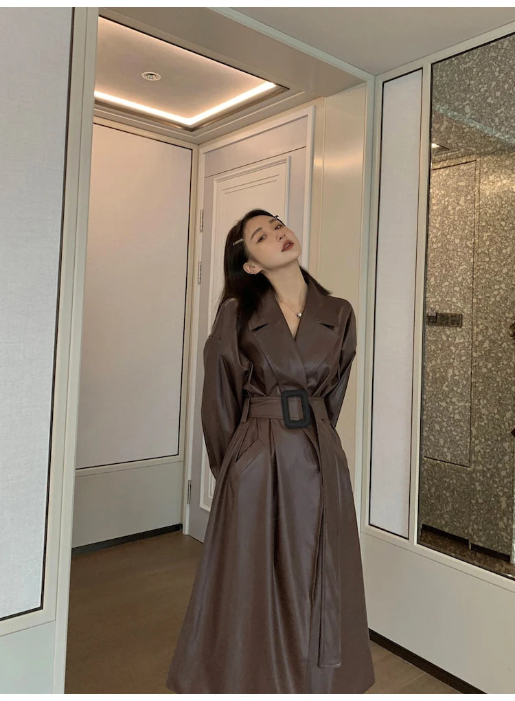 Lautaro Long oversized pu leather trench coat for women long sleeve lapel loose fit Fall Stylish black women clothing streetwear